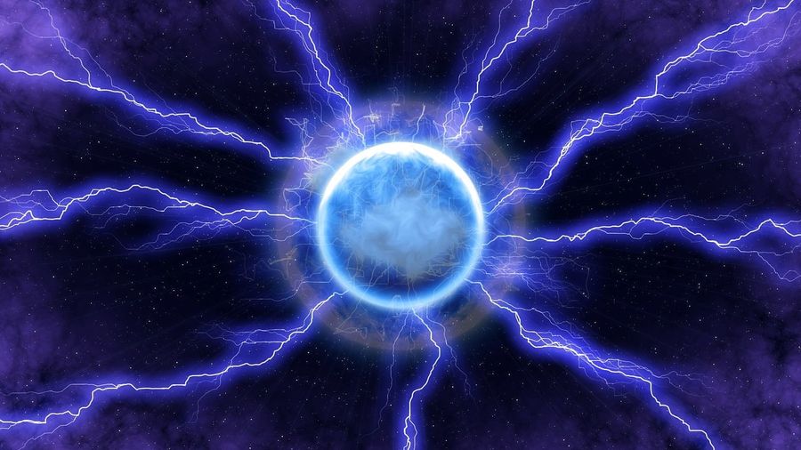 lightning-2295075_1280.jpg